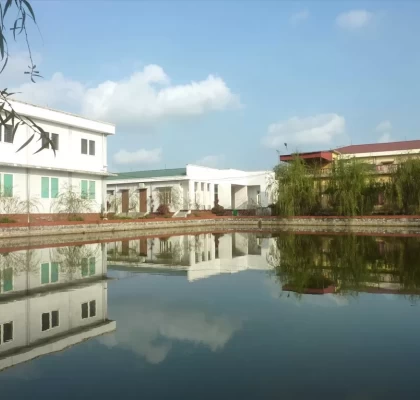 nhà thể chất